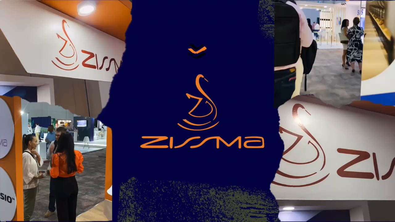 Equipo Zissma en exposición comercial